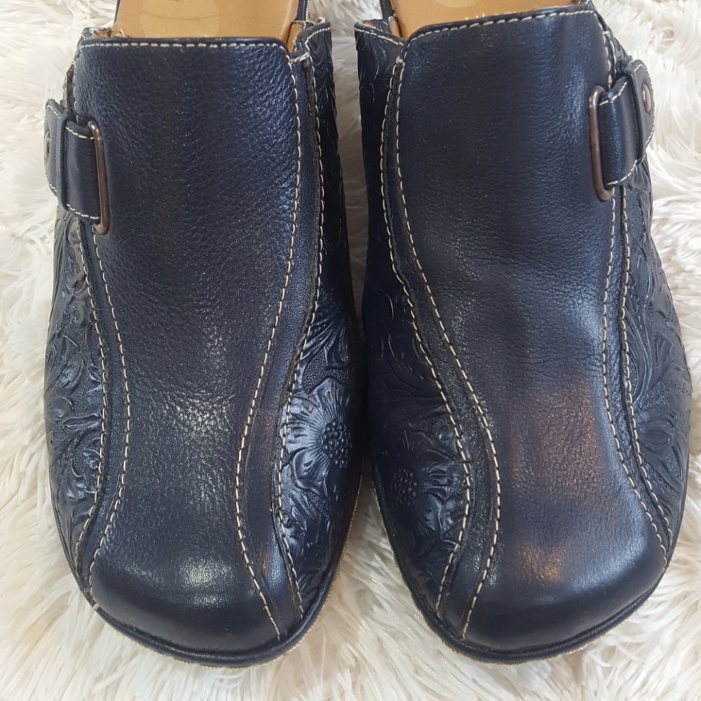 SOFFT MULES - Picture 2 of 8